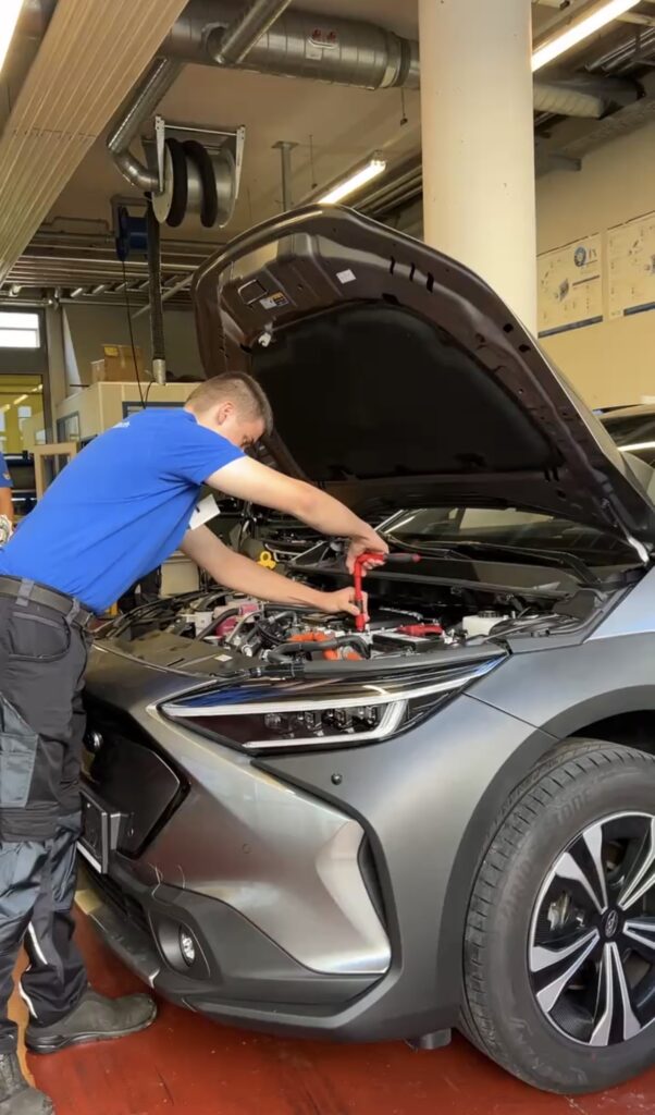 Kraftfahrzeugtechnik